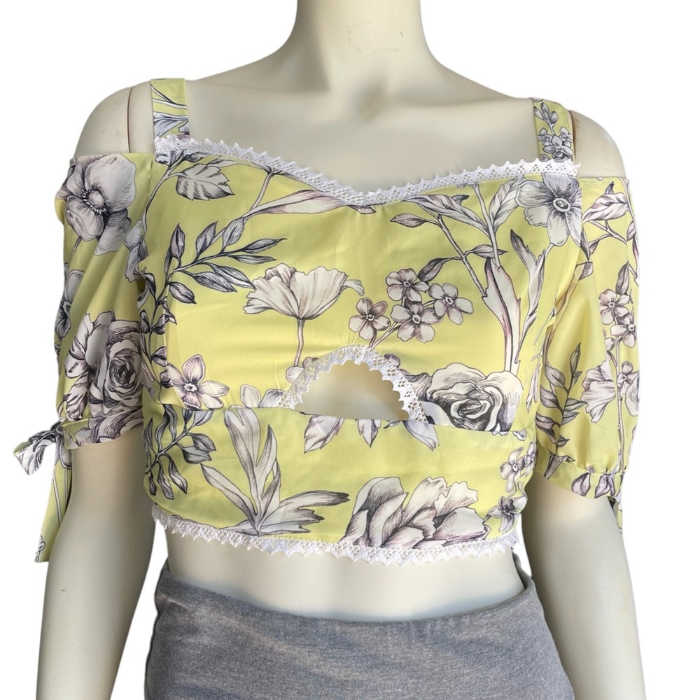 By Egreis yellow floral crop top in size small